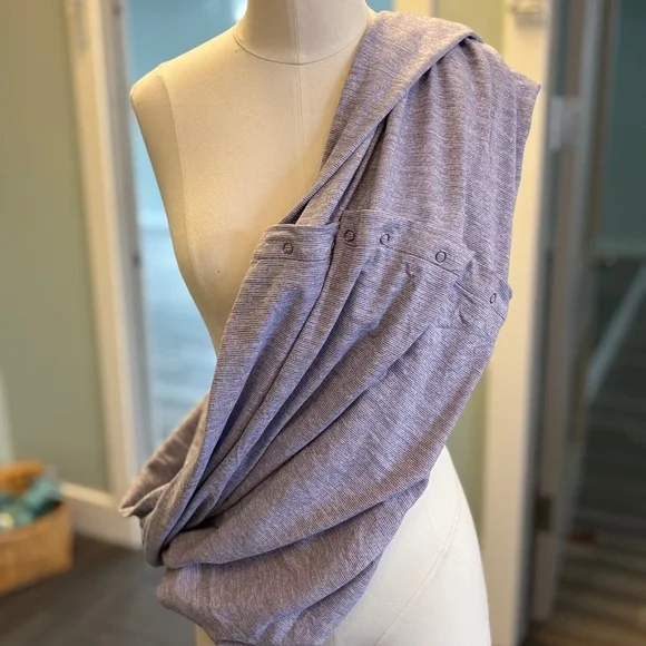 Wrap/sash - Picture 1 of 3